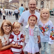 LINK-James and Tatiana Alderson